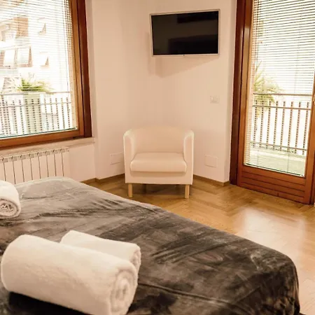 Dea Two Apartment