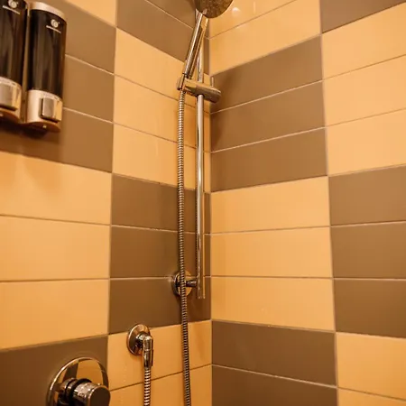 Dea Two アパート ローマ